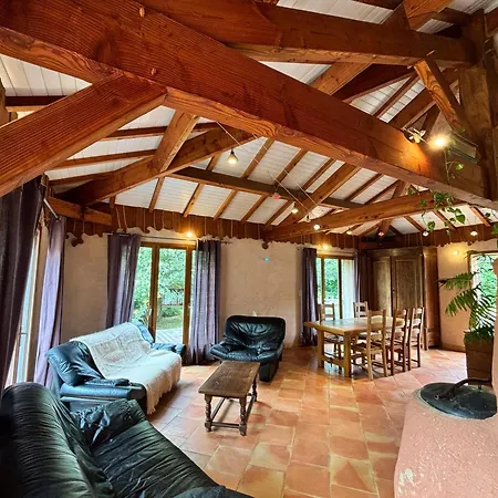 Casa vacanze Maison Et écologique à Sept Kilomètres De L' Océan Bias (Landes)